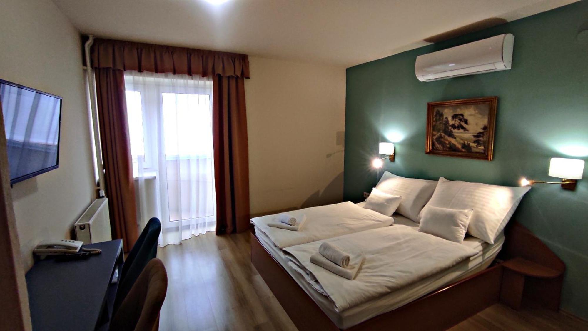Atrium Hotel Харканы Экстерьер фото